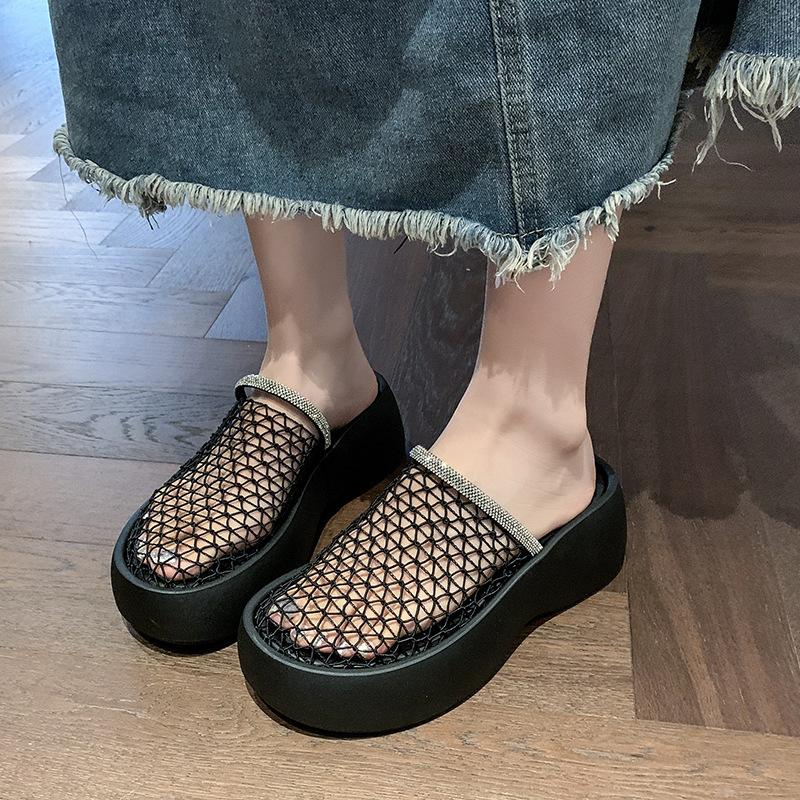 Baotou slippers women's summer outer wear 2025 new versatile skirt heightening beach cool slippers