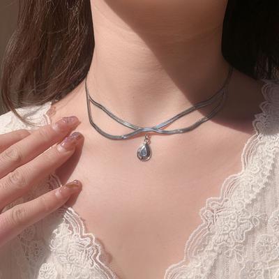 Naszyjniki – Naszyjniki i kolie