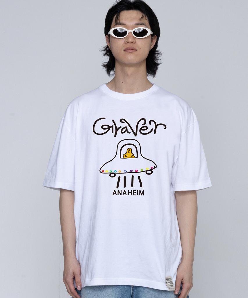 GRAVER [Unisex] Ufo Smile Short Sleeve T-Shirt_White