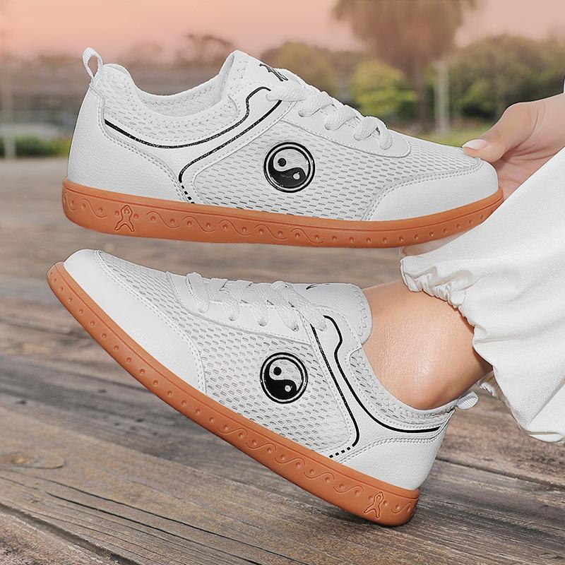 Tai Chi shoes spring and summer breathable mesh practice shoes genuine leather beef tendon soft sole men's martial arts shoes kung fu shoes