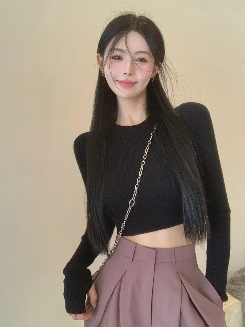 

Черный укороченный трикотажный свитер с длинными рукавами для женщин - облегающий топ осень/зима 2023 года One Size чёрный