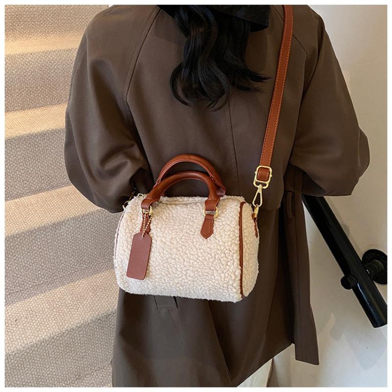 Herbst und Winter neue Nischentasche Damen Plüsch Kissen Tasche lässige tragbare Schulter Messenger Bag
