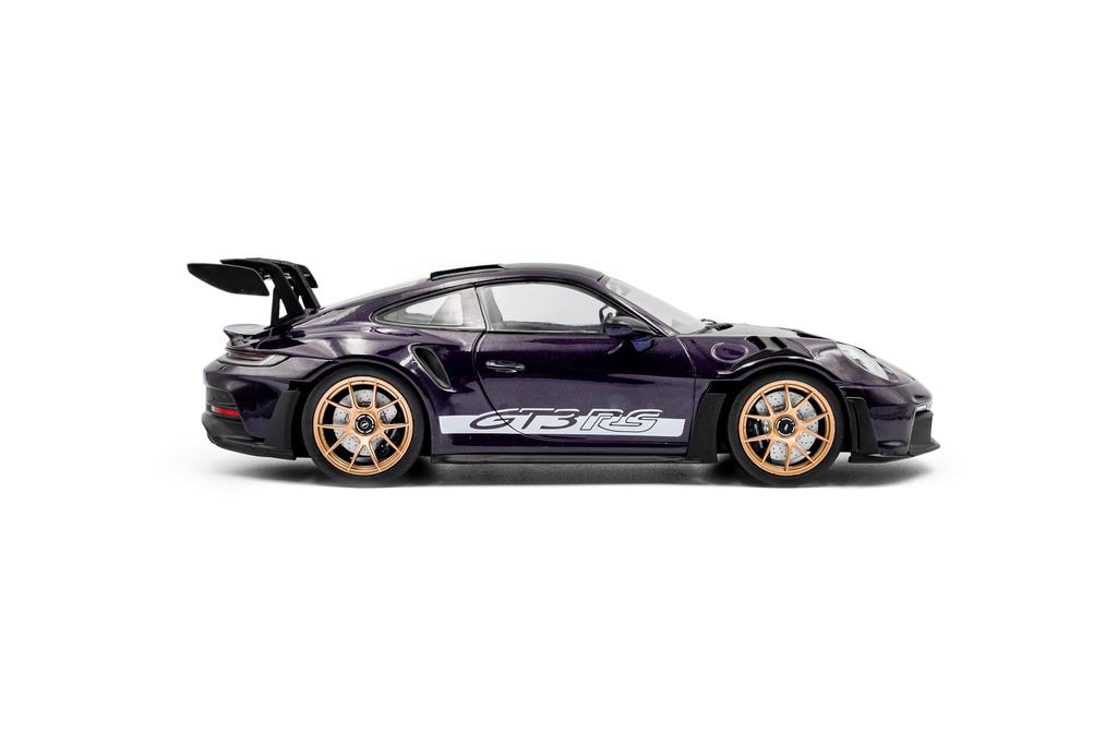 SOLIDO Porsche 911 GT3 RS Weissach Package 2024 Finished Model S1812103 1/18 (992) (Purple)