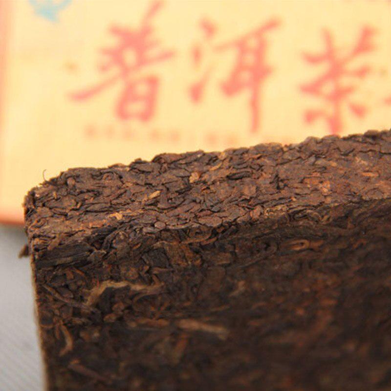 Yunnan Puer Shu temurstein 100 g laget av 2015 Puerh Materials Ripe Tea