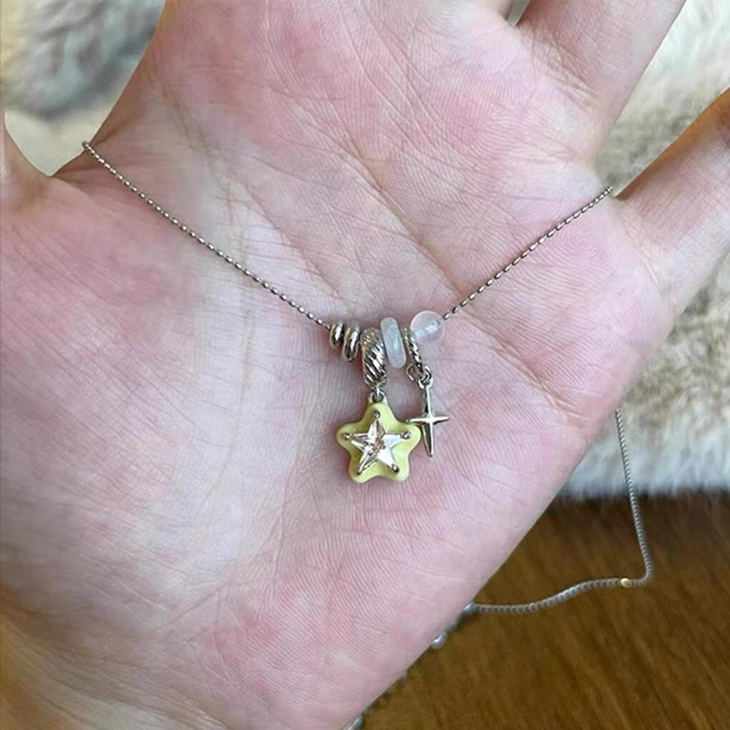 Stylish Star Necklace Ladies Fashion Lightweight Adjustable Length Neckchain For Everyday Wear Aesthetic Jewelry