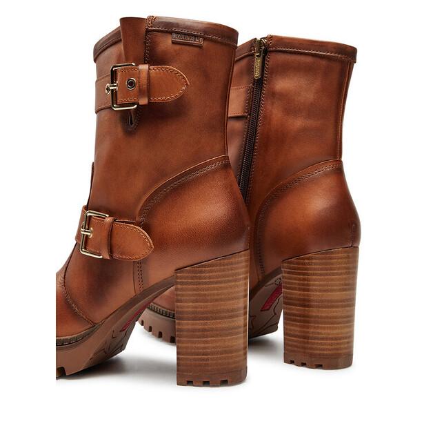 Pikolinos W1J-8791 Brown Ankle Boots