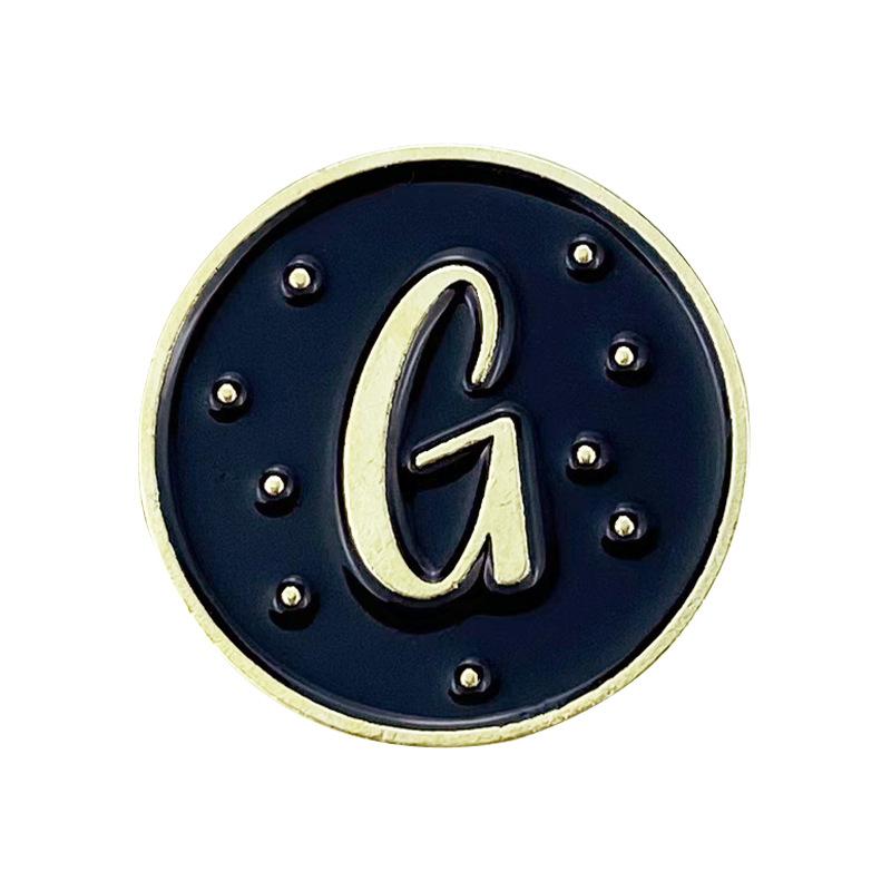 A-Z 26 Letters Initial Brooch Women English Alphabet Brooch Pin Round Badge Corsage Unisex Collar Jewelry Clothes Bag Decor Gift