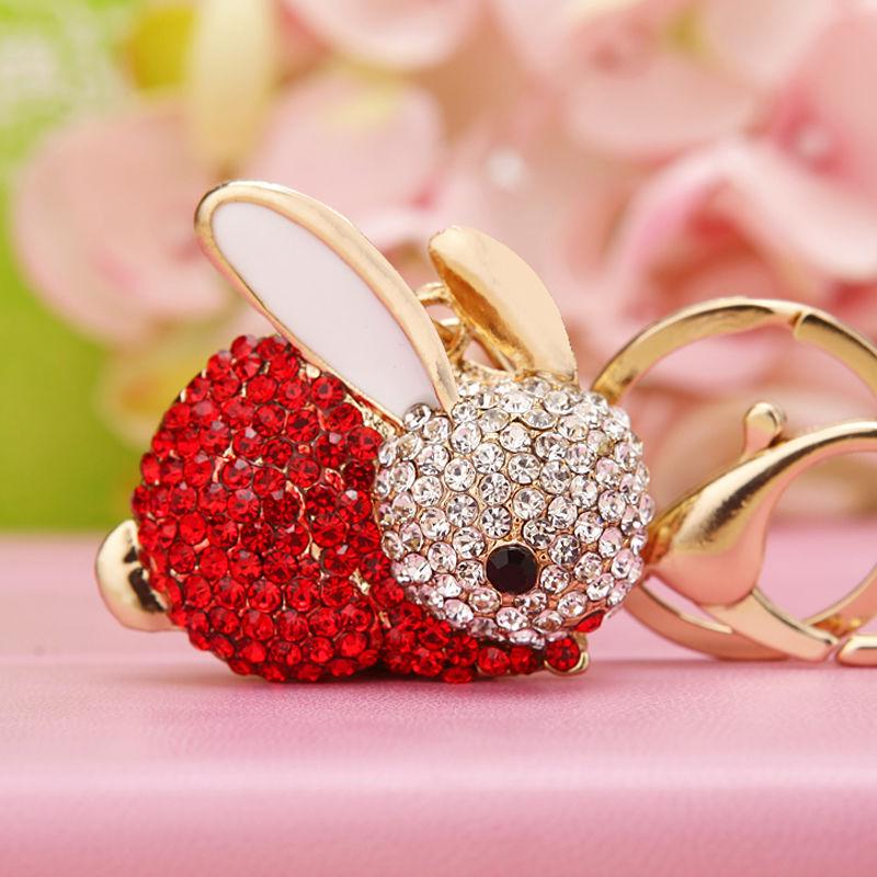 Exquisite Rhinestone Bear Keychain Pendant for Women - Cute Gift for Bag Accessory