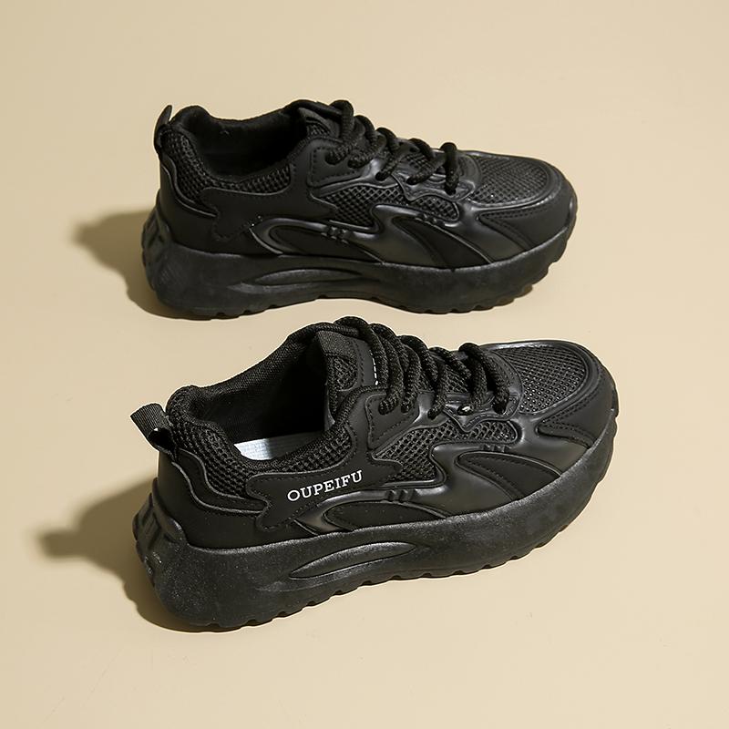 

Белые кроссовки женские 2025 Новые Массивные кроссовки Женские Спортивная обувь Толстые Теннисные Вулканизированные туфли Обувь на платформе-корзине 35 чёрный