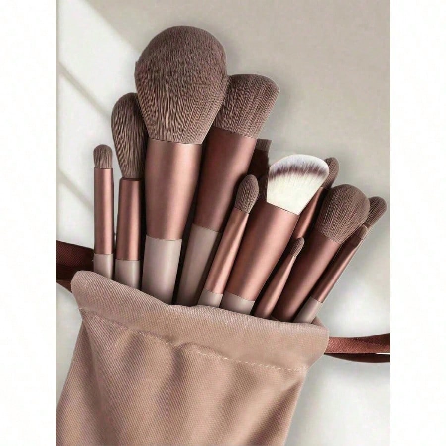 

13-Piece Professional Makeup Brush Set, Ladies Makeup Brush Set With Storage Bag, Fashionable Girls Project, Made розовый
