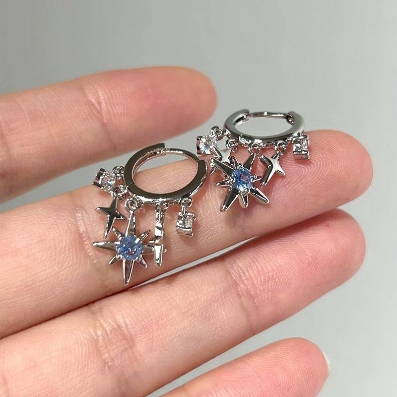 

Niche fashion cold wind design sense octagram ear buckle women, light luxury sweet cool personality earrings temperament earrings