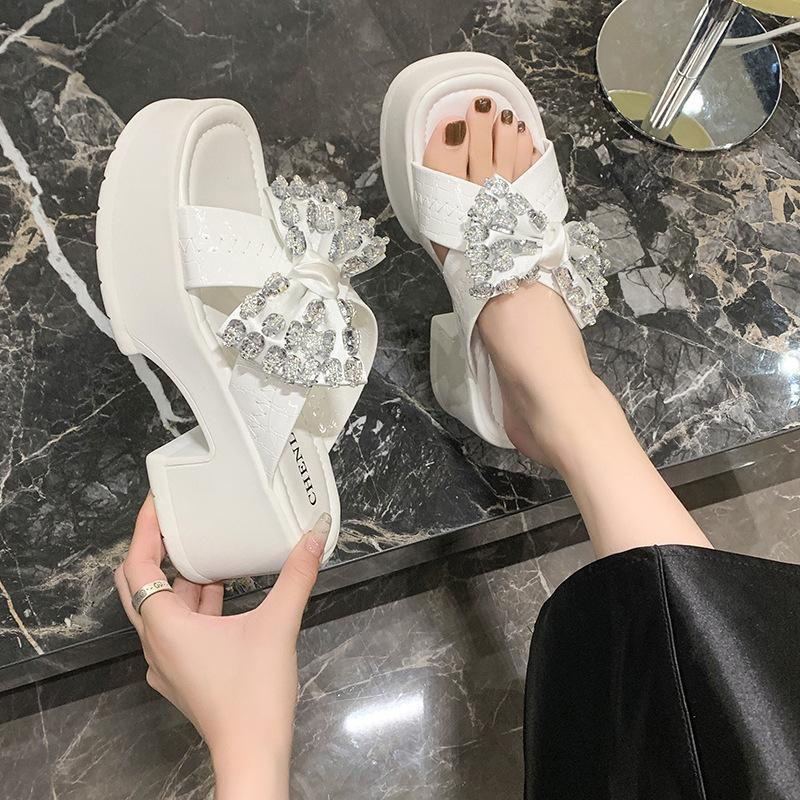 

Fashion bow cool thick bottom fashion new products versatile slippers women wear rhinestones in summer 35 белый