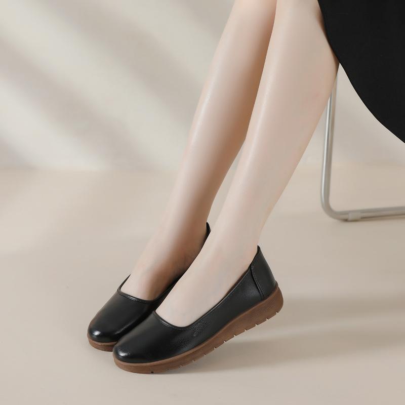 Single shoes work shoes women's flat non-slip summer middle-aged shoes black round head hotel work shoes women's leather shoes