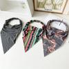 Blumen-Dreieck-Bandana Stirnband Damen Vintage-Stil Haaraccessoires für Sommerurlaub Strand Haarschmuck