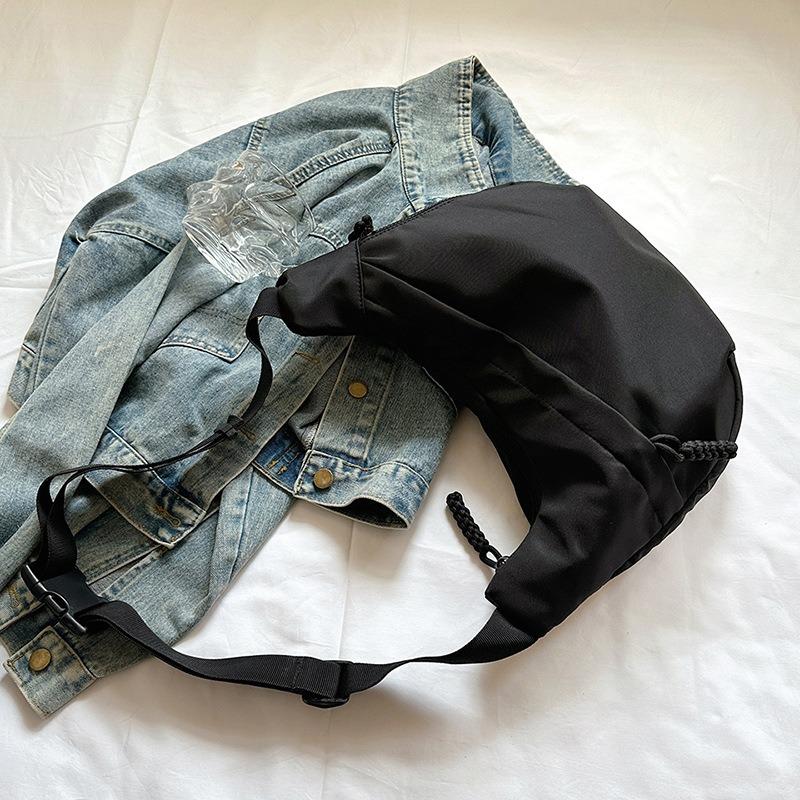 Niche simple canvas bag new nylon dumpling bag women's tide with one shoulder messenger bag light armpit bag