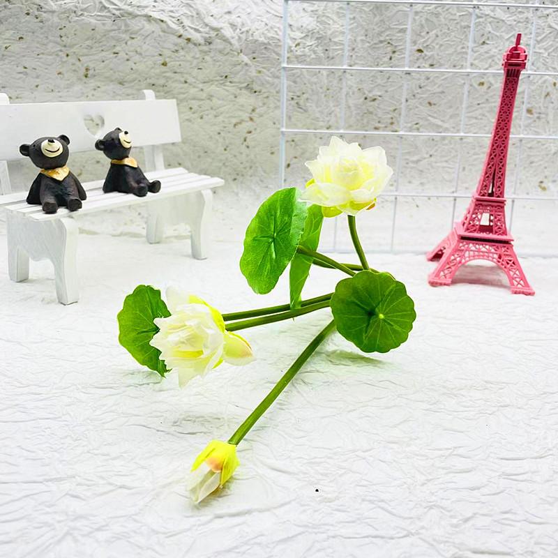 

Simulated Small Lotus Leaves and Artificial Flowers Decorative Ornaments Wedding Small Water Lilies білий