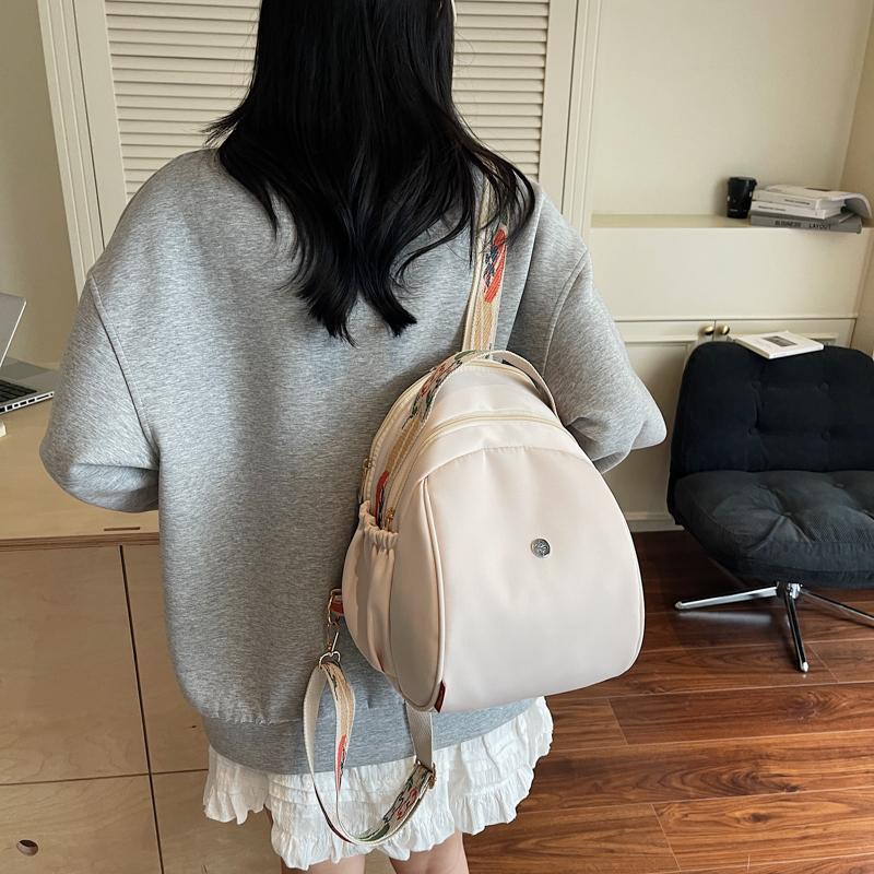 Schoolbag backpack women's large capacity 1011 new leisure Korean version student schoolbag outdoor sports mountaineering travel small backpack