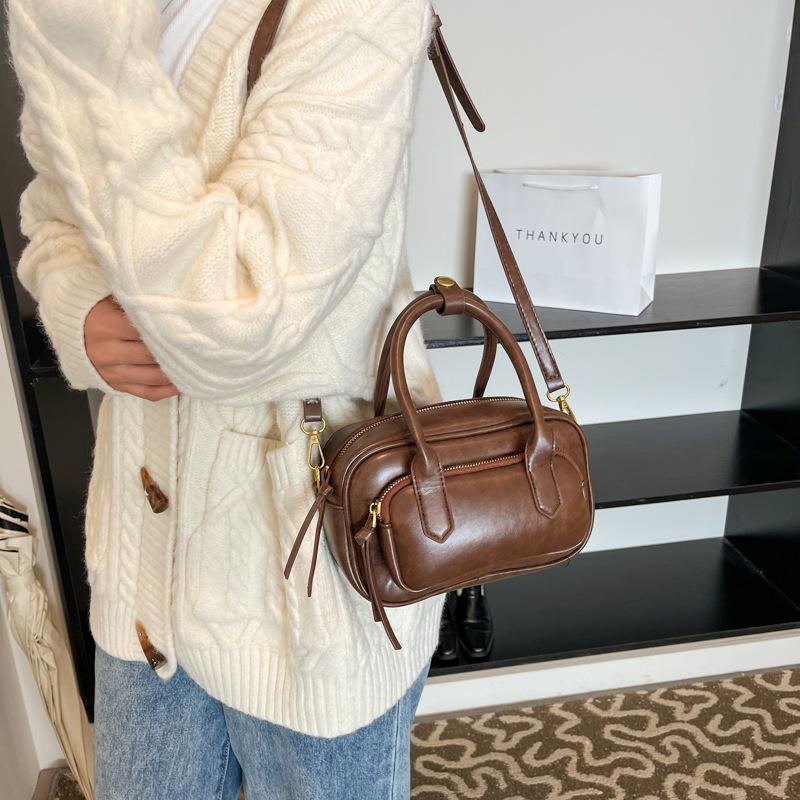 Retro modehandväska dam höst och vinter ny enkel pendling liten fyrkantig väska textur enkel axelväska