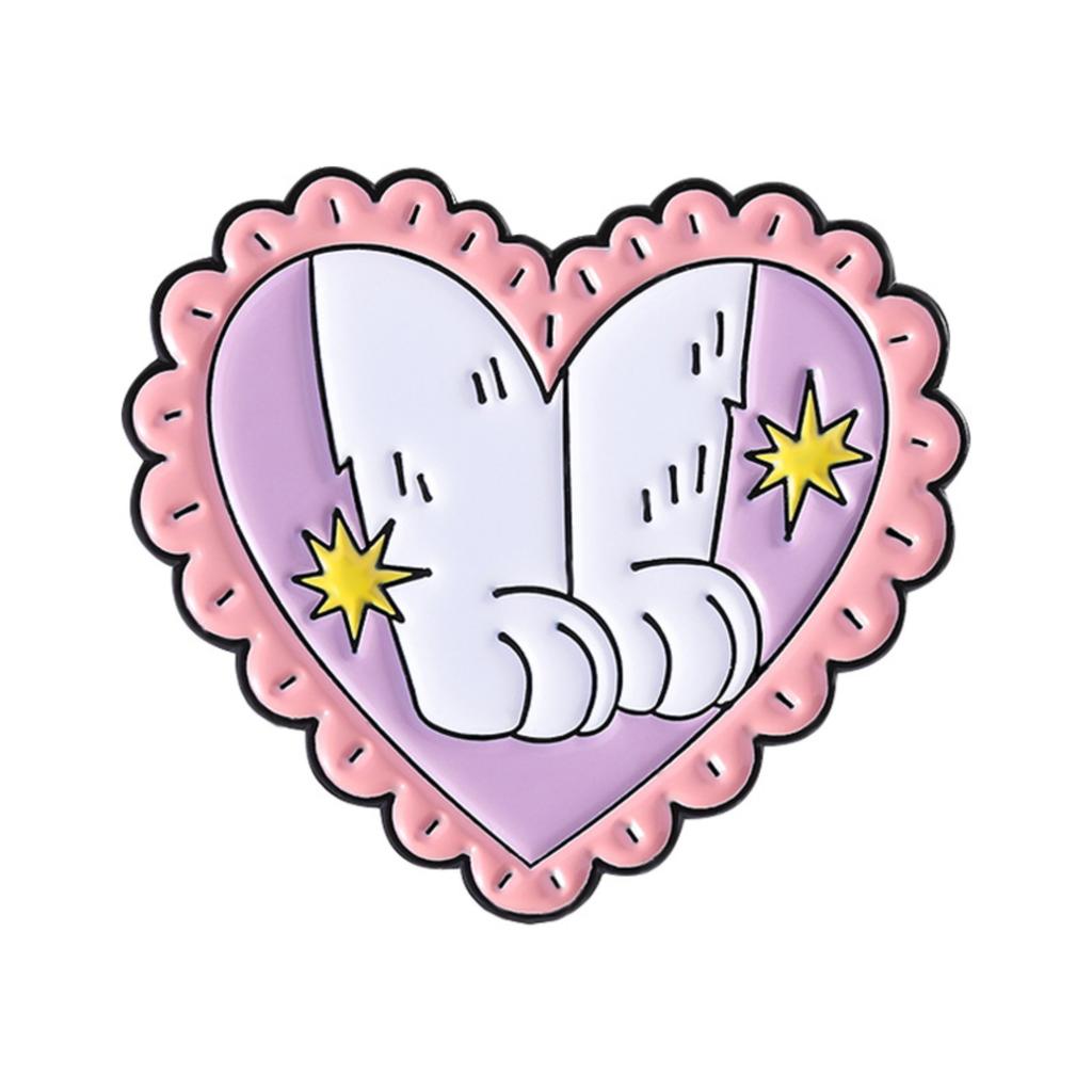 Heart Shaped Enamel Pin Featuring Cartoon Style Paws with Star Accents and Decorative Border Suitable for Accessories and Collectibles