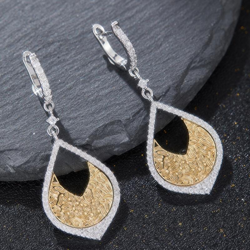 Винтажные Изысканные Стильные Яркие Цирконы Золотого Цвета Серьги для Женщин Простые Элегантные Повседневные Вечерние Украшения Подарочные Аксессуары