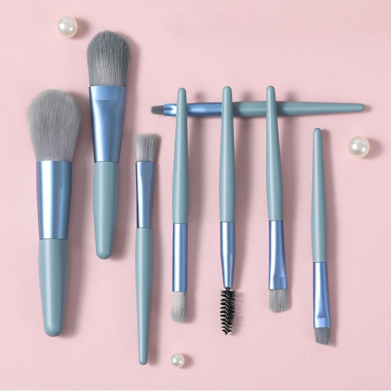 Nová sada 8 mini štětců na make-up Přenosný štětec na oční stíny Powder Concealer Brush Jemné nástroje pro krásu vlasů pro začátečníky