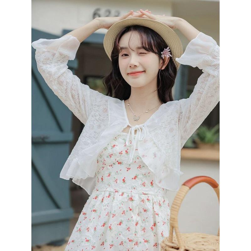 Fresh and Sweet Lace Sunscreen Cardigan & Camisole Dress Shawl for Women - Summer Age-Reducing Temperament