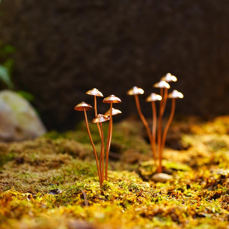 1/2/3Pcs Mushroom-Shaped Metal Garden Stake – Decorative Outdoor Ornament for Courtyard and Potted Plant Displays