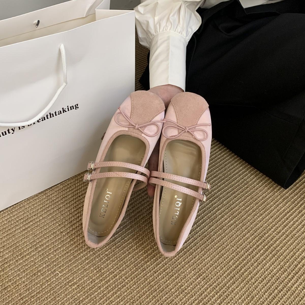 

Shallow mouth Japanese single shoes women s 2025 new versatile flat-bottomed one-pedal fairy evening shoes 39 розовый