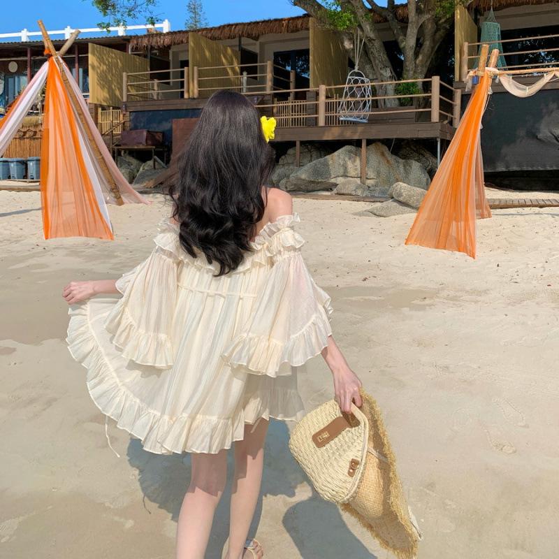 One-word shoulder tube top dress niche design beach skirt ruffle edge temperament short skirt women's summer