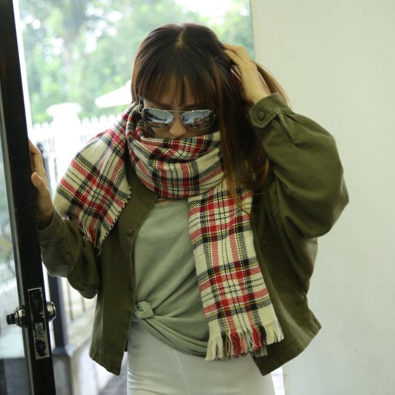 Plaid scarf women's autumn and winter versatile imitation cashmere thickened warm fringed scarf shawl