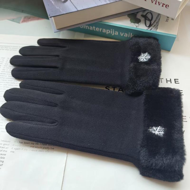 Fashion Gloves Autumn Winter Cute Furry Warm Mitts Full Finger Mittens Women Outdoor Sport Female Gloves Screen