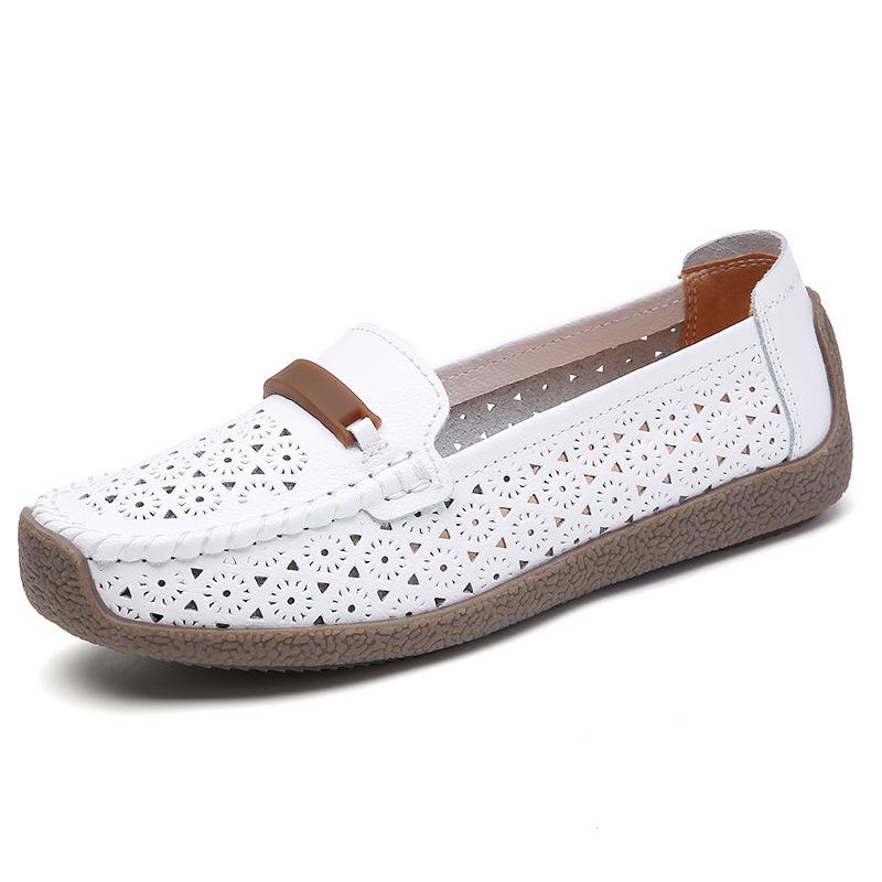 Spring and Summer Comfortable Soft-soled Mother Shoes Cowhide Beanie Shoes Flat-soled Lazy Nurse Shoes Single Shoes Women