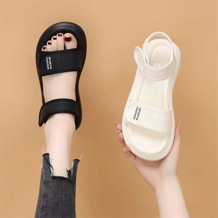 Sandały sportowe damskie lato 2025 nowe gówno-kroczące płaskodenne na rzepy kobiety w ciąży miękkie podeszwy antypoślizgowe rzymskie buty plażowe