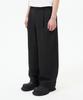 TRILLION One-Pleat Stripe Button Strap Wide Slacks [Black]