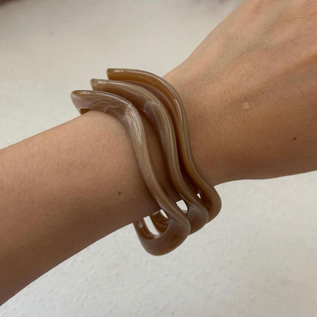 Punk Brown Coffee Resin Acrylic Bangles Hip Hop Irregular Kpop Geometric Wide Bangles For Women Bracelet Pulseras Jewelry