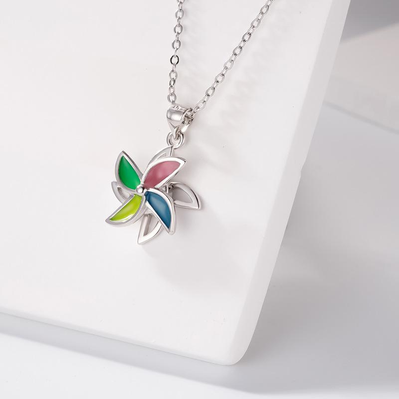 Корейская версия модного темперамента, маленькая мельница, женское ожерелье с подвеской, упаковка премиум-класса, вращающиеся ювелирные изделия