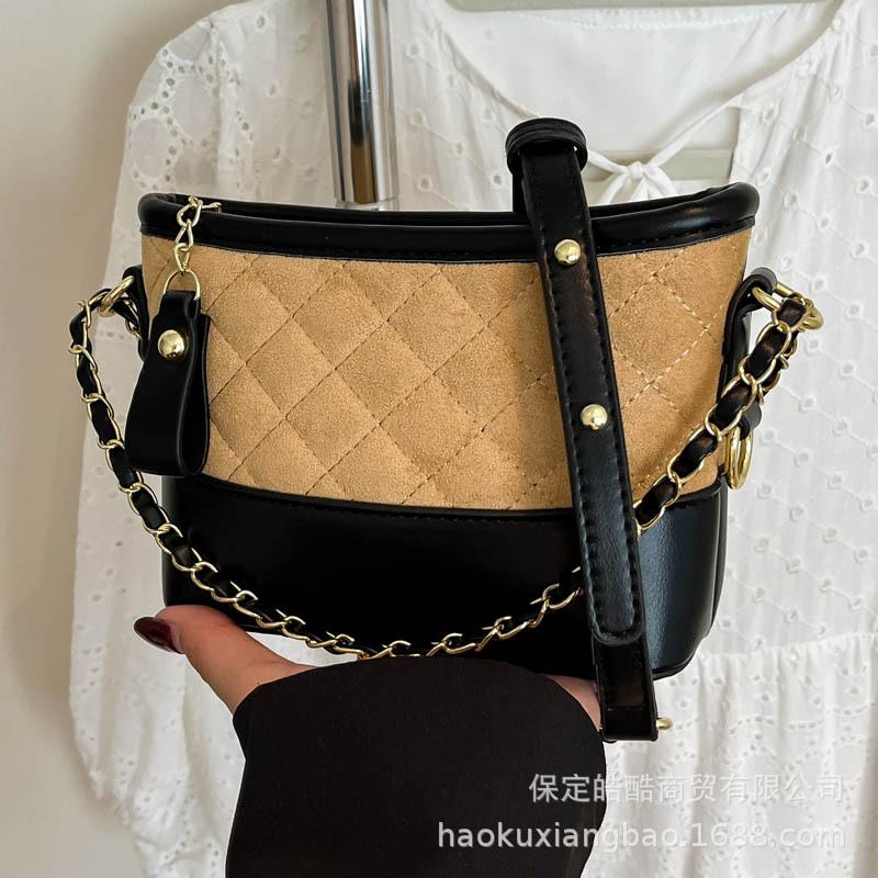 Rhombus chain bag women's summer 2025 high-end retro shoulder stray bag popular messenger bucket bag