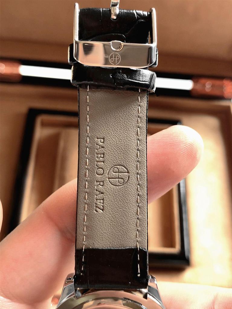 PABLO RAEZ Men's Military Flag Waterproof Quartz Watch