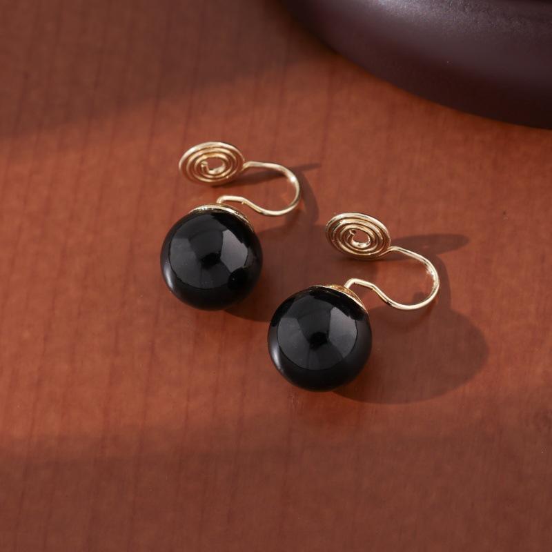 Vintage French Pearl No-Pierce Earrings: Elegant Luxury Clip-ons for Women