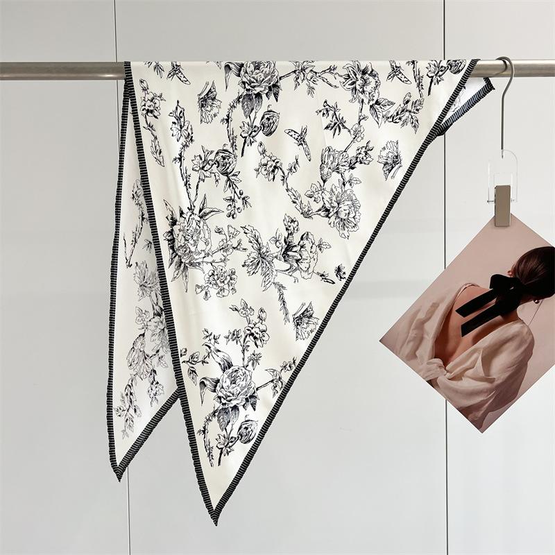 High-end silk scarf, fashionable and simple mulberry silk twill silk lace craft triangle scarf, versatile shawl scarf