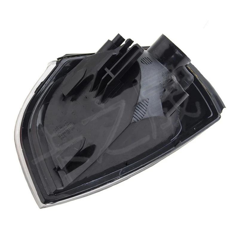 Volvo S80 Front Bumper Fog Lights & Turn Signals