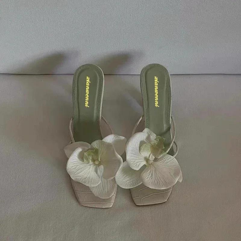 Fashion Women's Slippers Casual Fashionable  High Quality Shoes for Women Shallow Women Sandals Elegant Flowers Design Women's Slippers