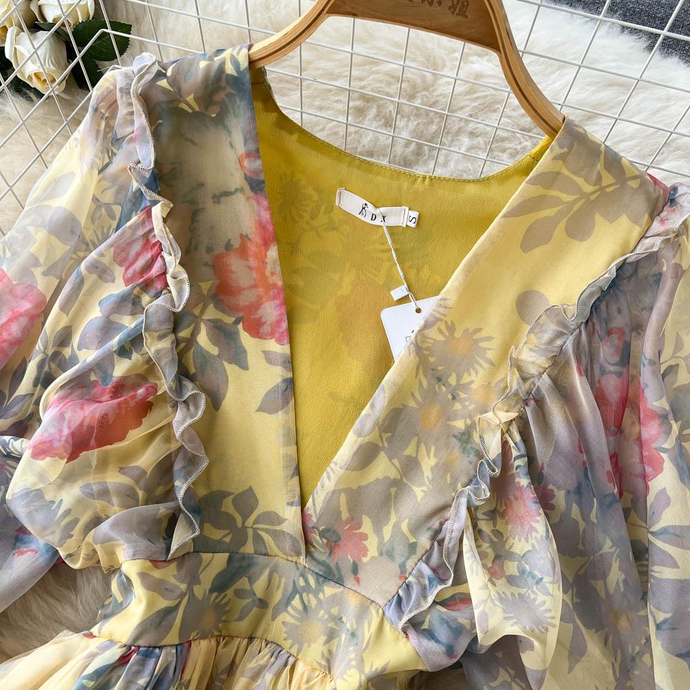 RUGOD Vacation Style Deep V-neck Lantern Sleeves Pleated Long Dress Early Spring Gentle Style Tea Break French Oil Painting Dress