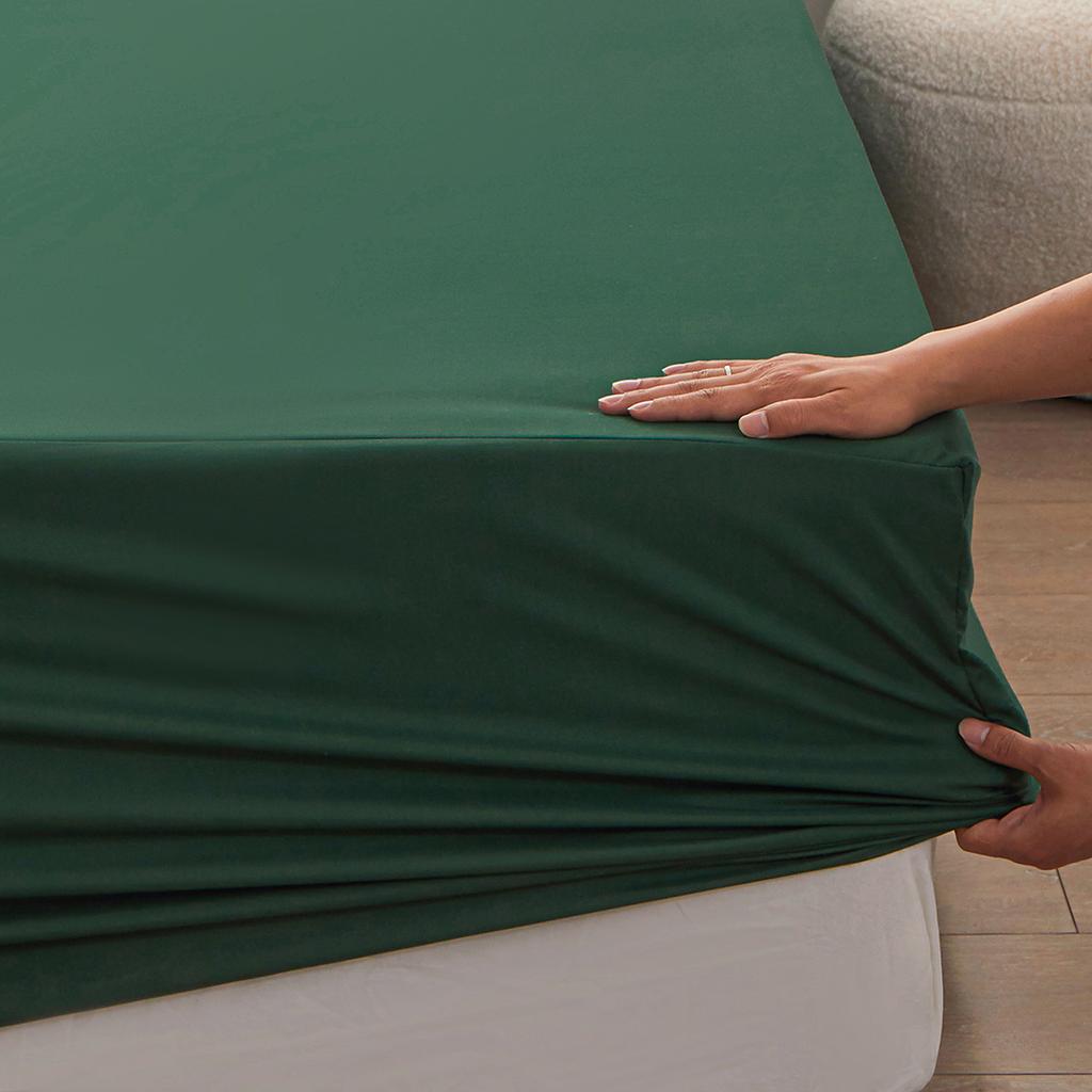 1 Piece of Solid Color Bed Sheet for Bedroom 100%Polyeste Elastic Band Around Bedding Fitted Sheet Only (excluding Pillowcases)