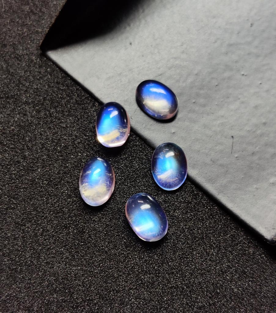 Top Quality Natural Rainbow Moonstone Wholesale Lot Moonstone Oval Blue Fire Cabochon Loose Cabochon Oval For Making Jewelry