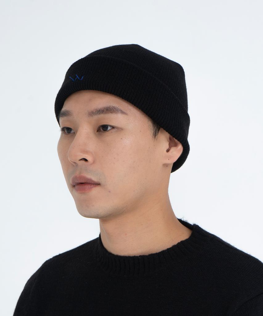 ODD DOT Stitch Acrylic Beanie_Black