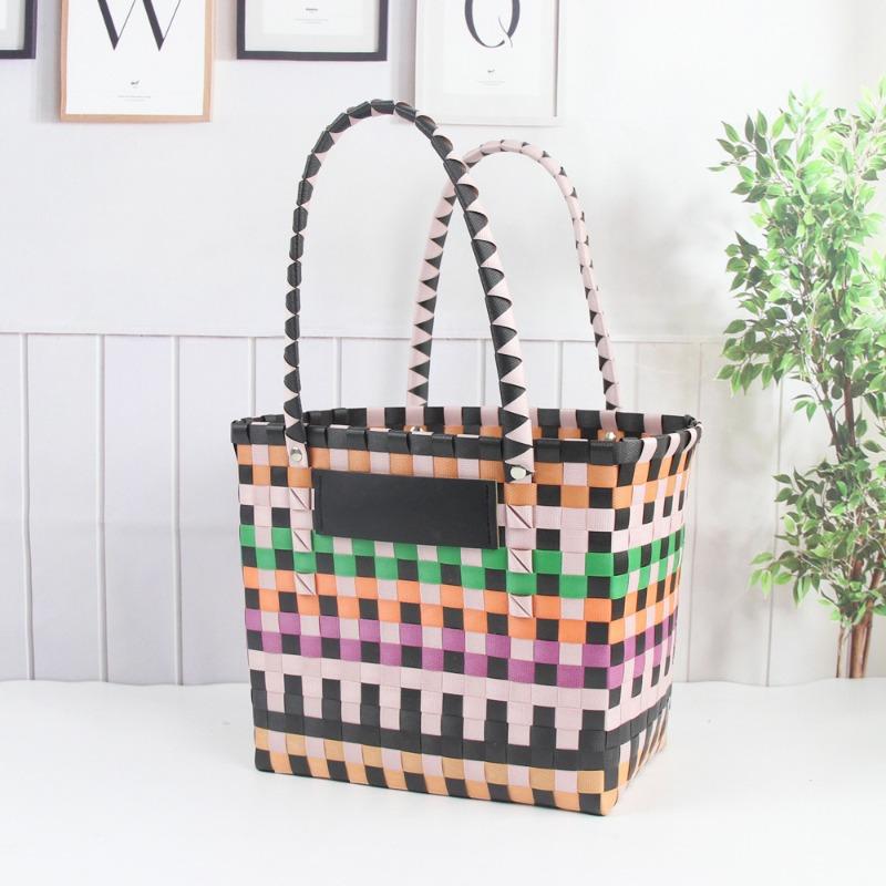 Color Hand Basket Woven Bag Plastic Vegetable Basket Large Capacity Beach Vacation Bag Hand Bag Large Capacity Storage