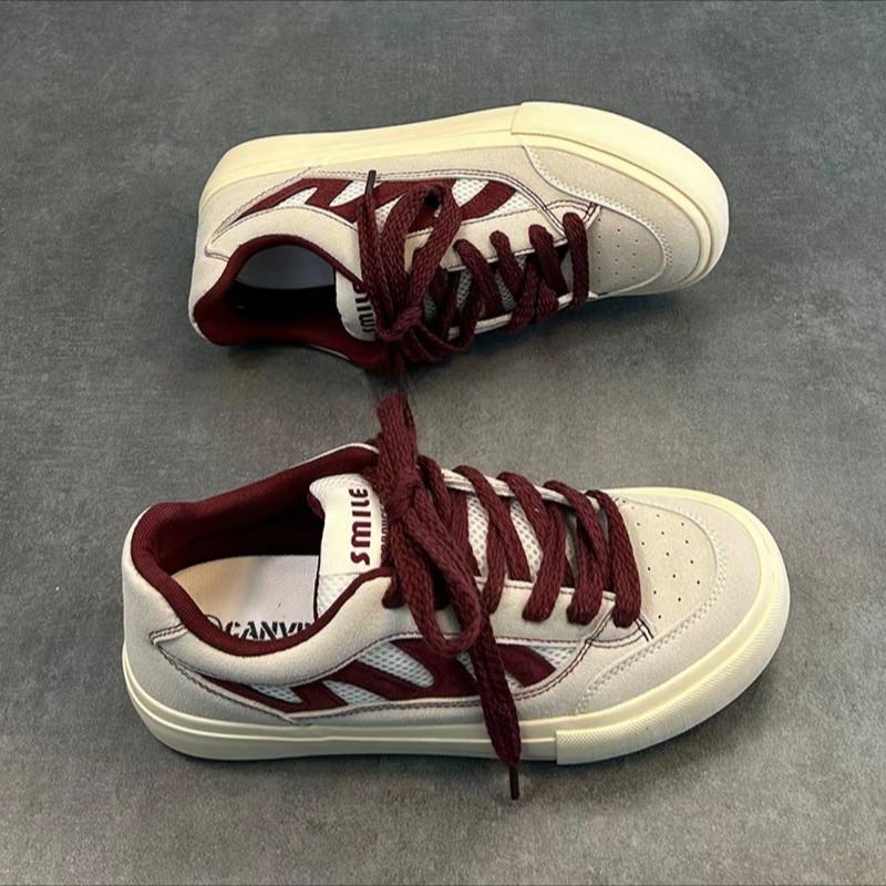 Mens Casual Low Top Breathable Vulcanized Sneakers Retro College Style Flat Sole Slip-On Friendly