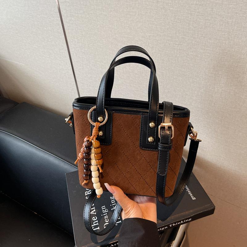 Retro Handbag Bag Women's New High-end Diamond Fashion Shoulder Bag Commuter Messenger Bucket Bag