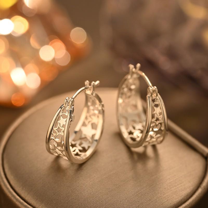 Silver Needle Geometric Heart Hoop Earrings - Retro & High-End Style for a Bold Look